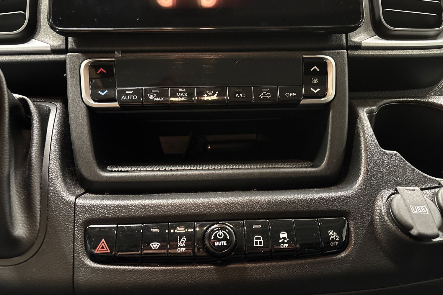 Toyota Proace MAX vaihtoauto