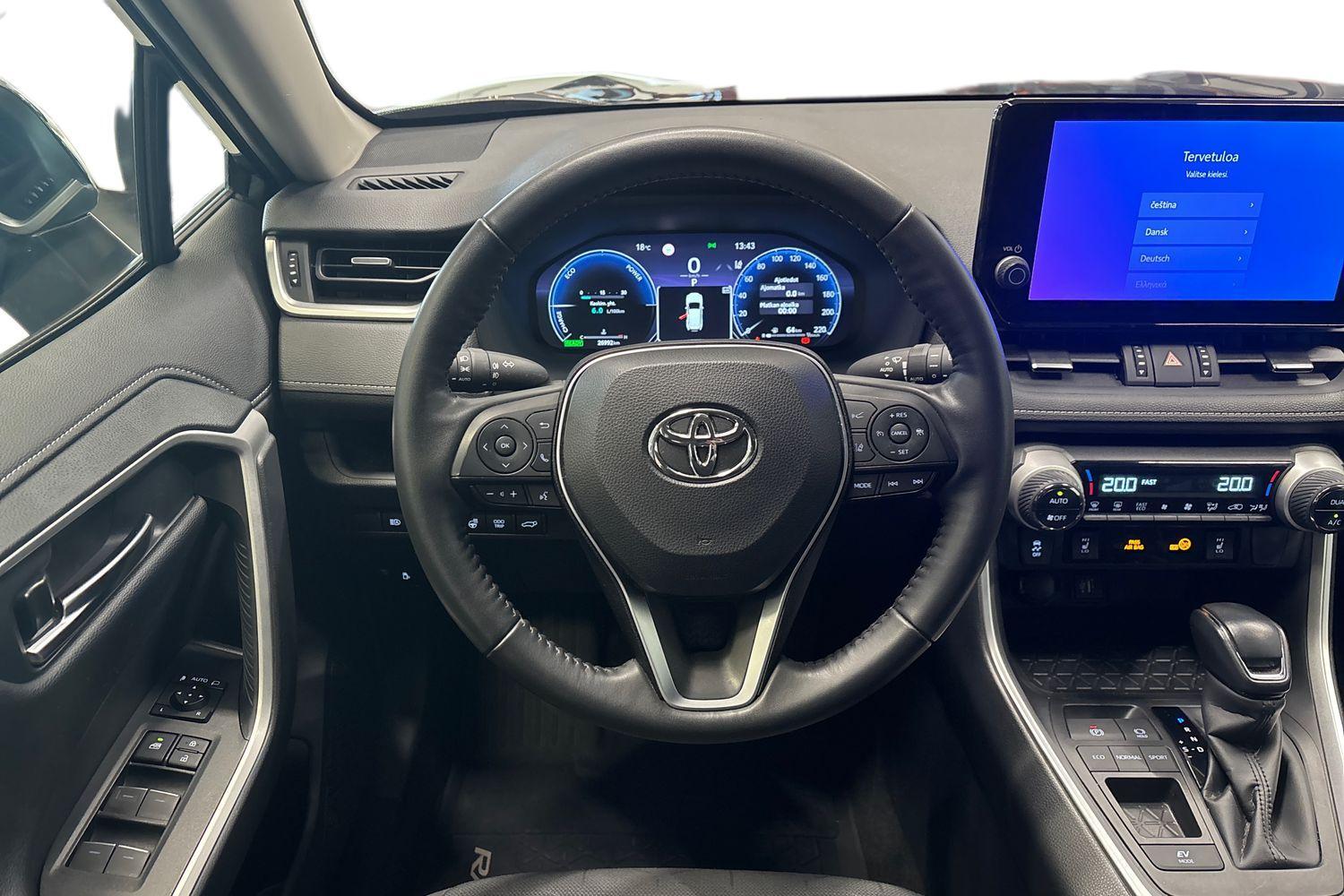 Toyota RAV4 vaihtoauto