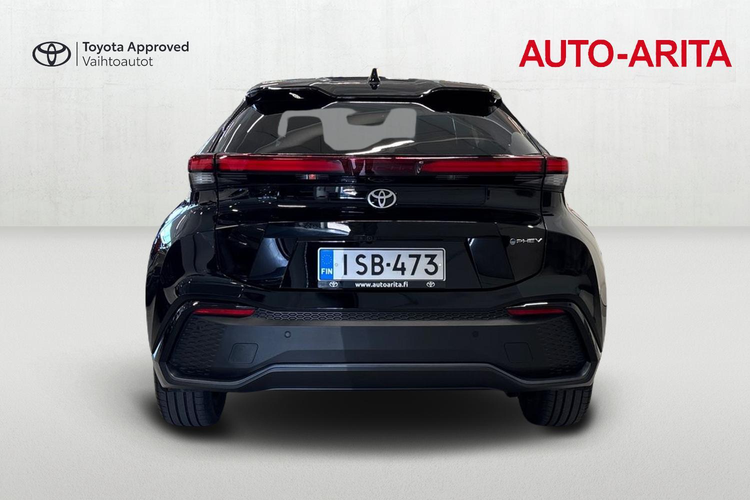 Toyota C-HR vaihtoauto