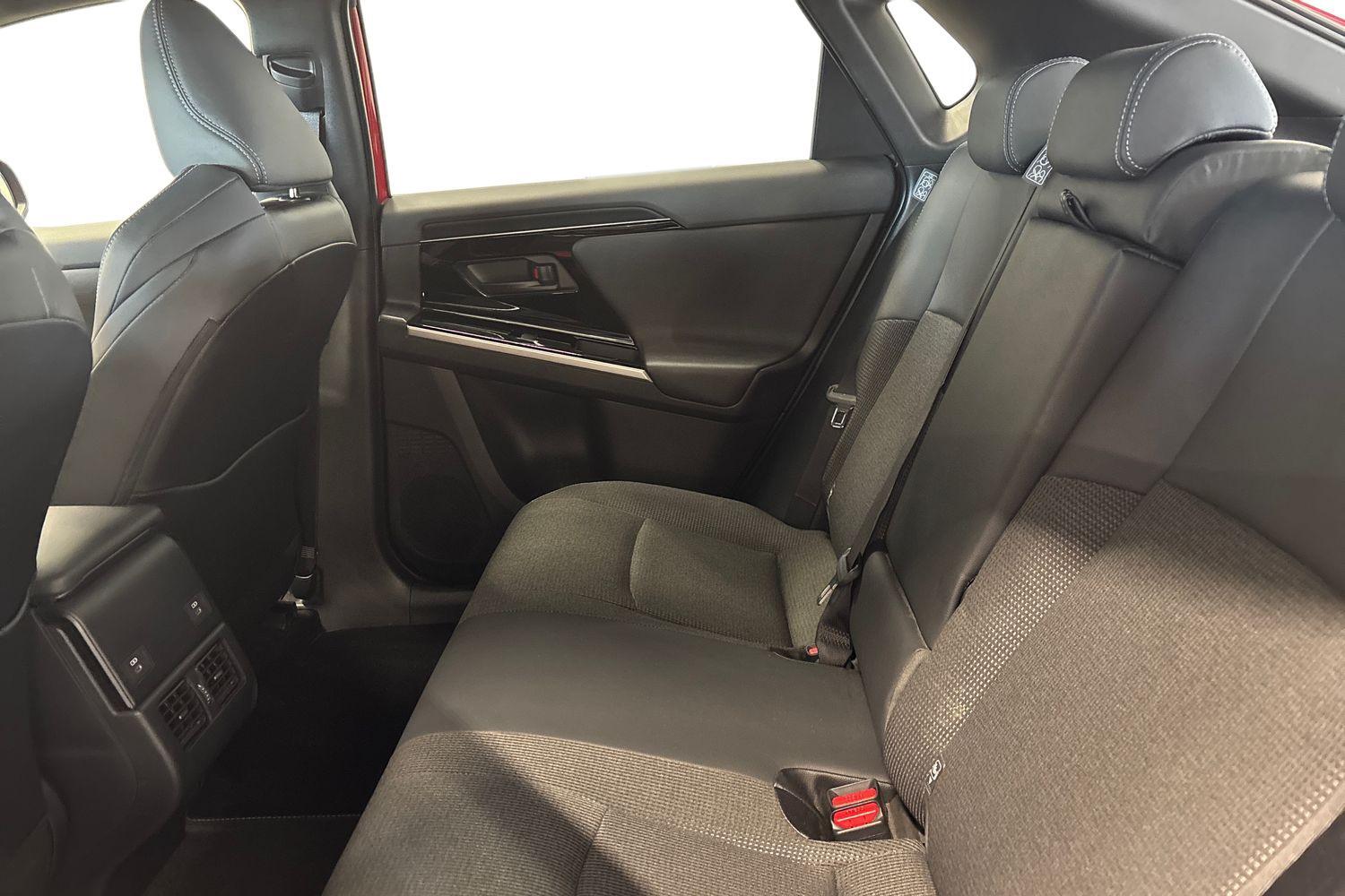 Toyota bZ4X vaihtoauto