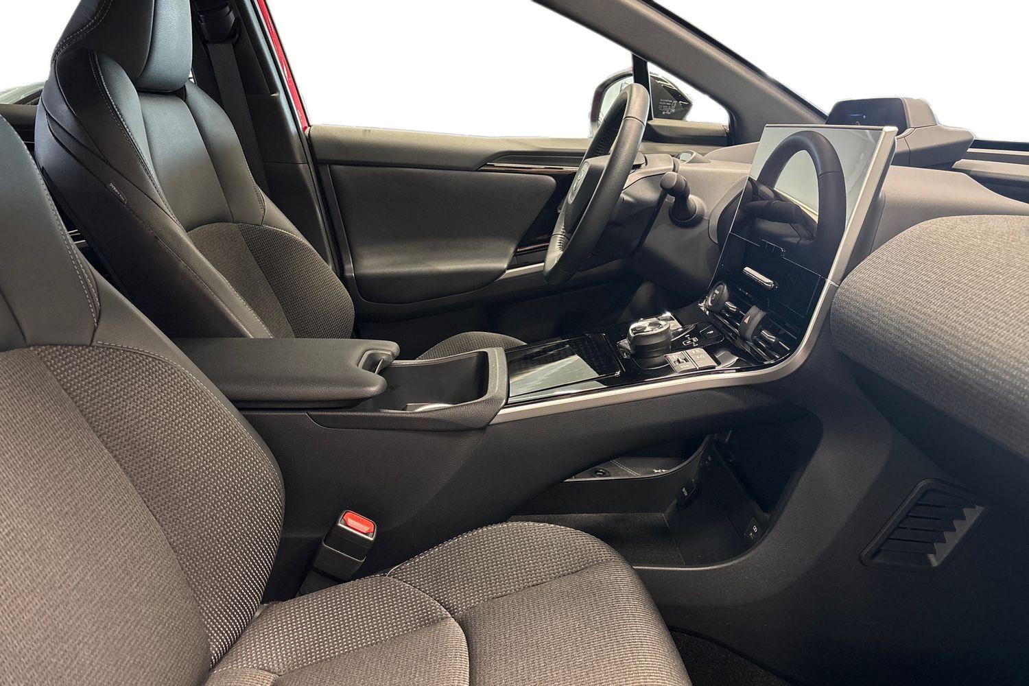 Toyota bZ4X vaihtoauto