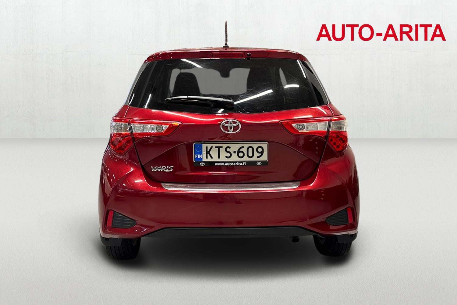 Toyota Yaris vaihtoauto