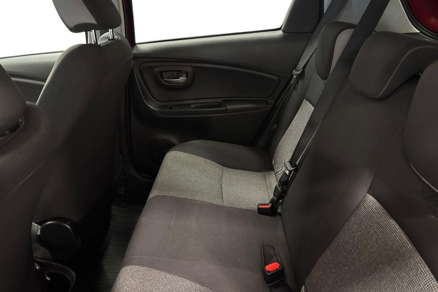 Toyota Yaris vaihtoauto