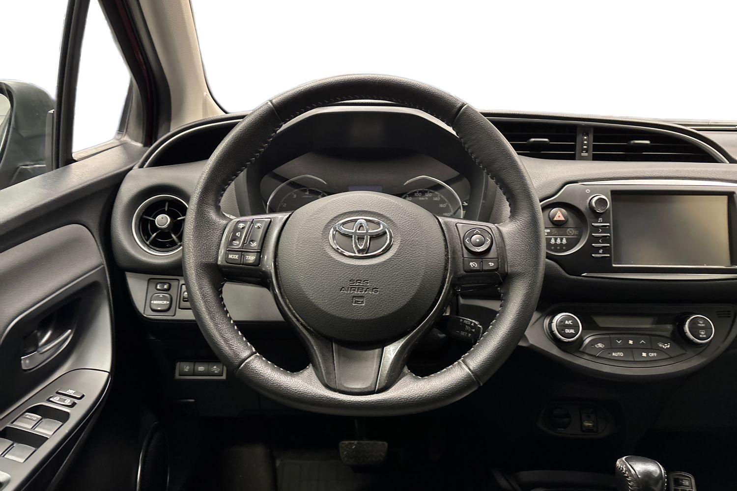 Toyota Yaris vaihtoauto