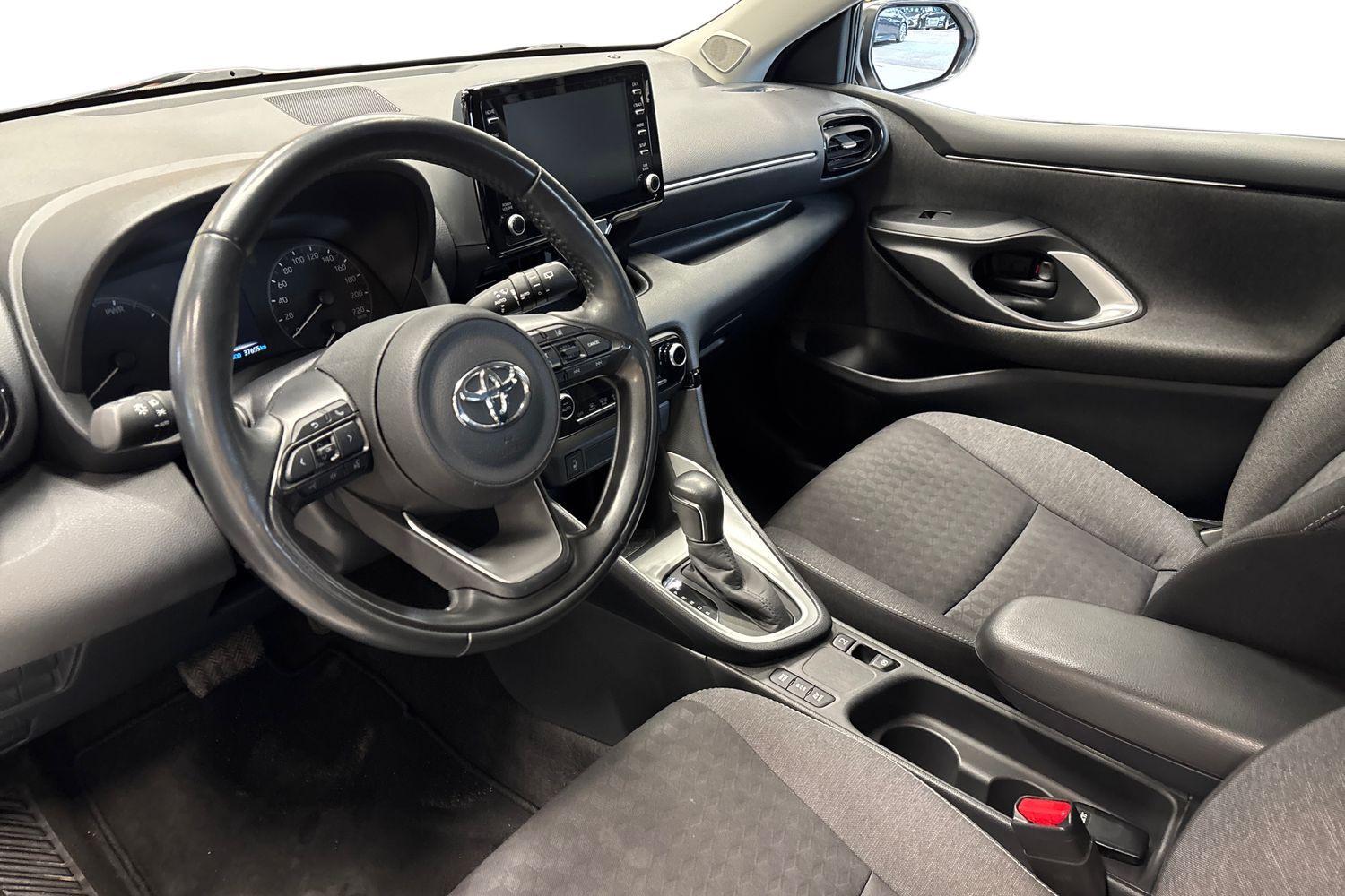 Toyota Yaris vaihtoauto