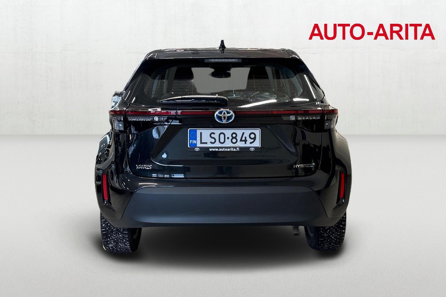 Toyota Yaris Cross vaihtoauto