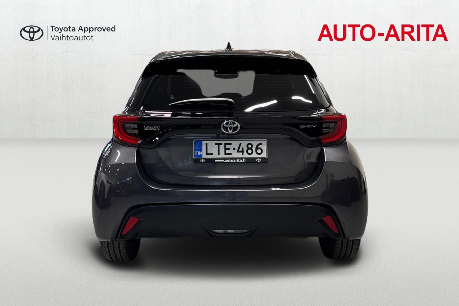 Toyota Yaris vaihtoauto