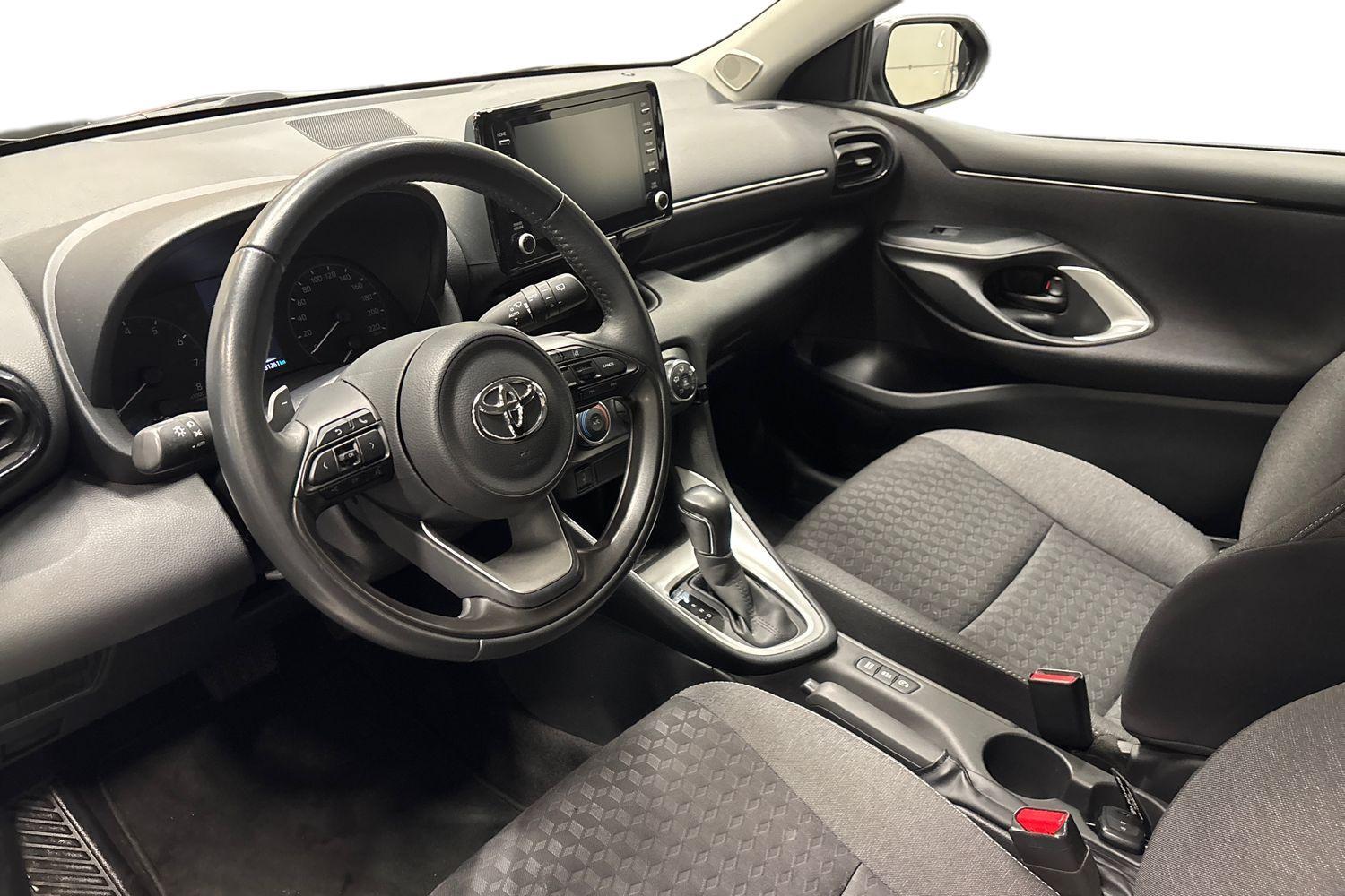 Toyota Yaris vaihtoauto