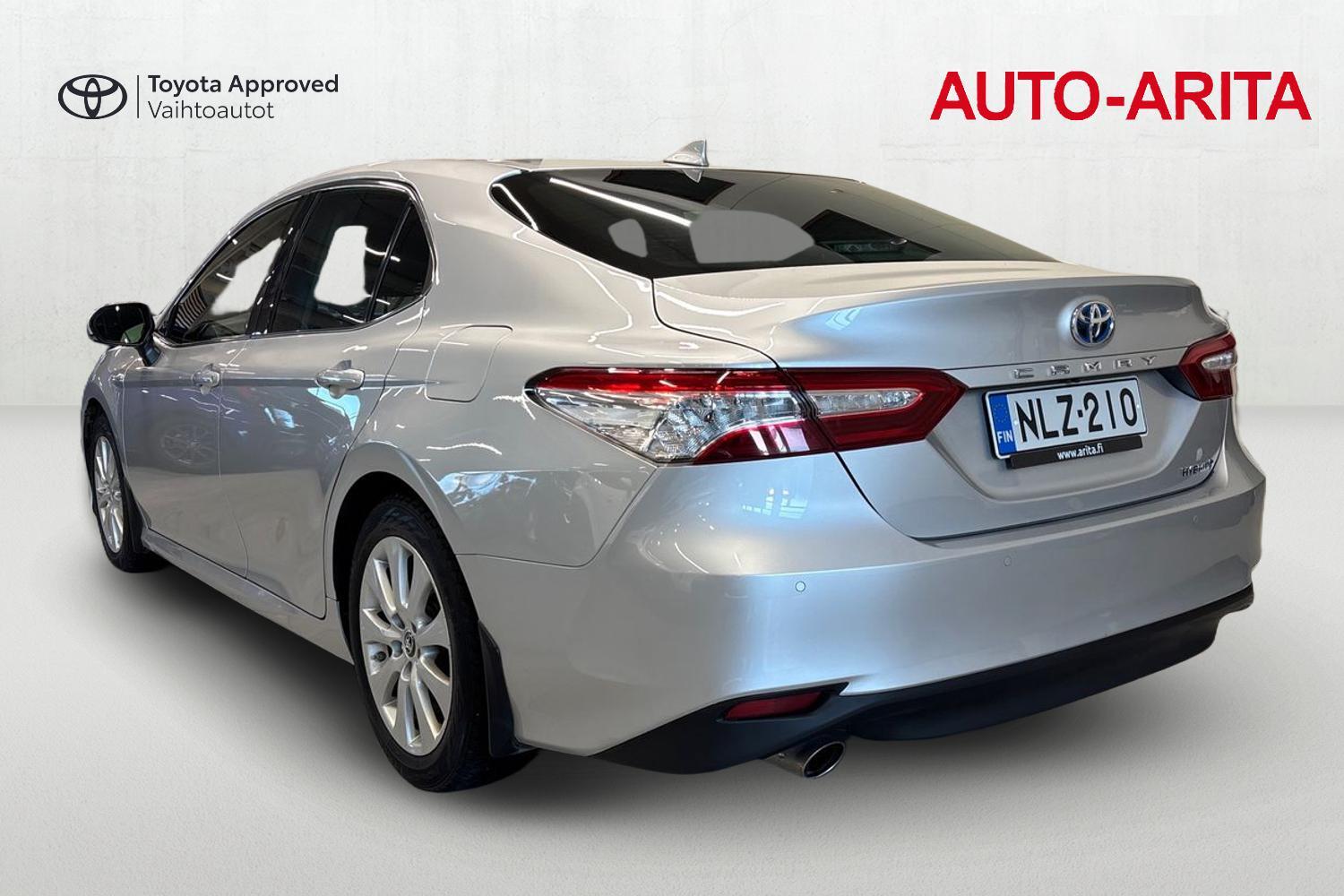 Toyota Camry vaihtoauto