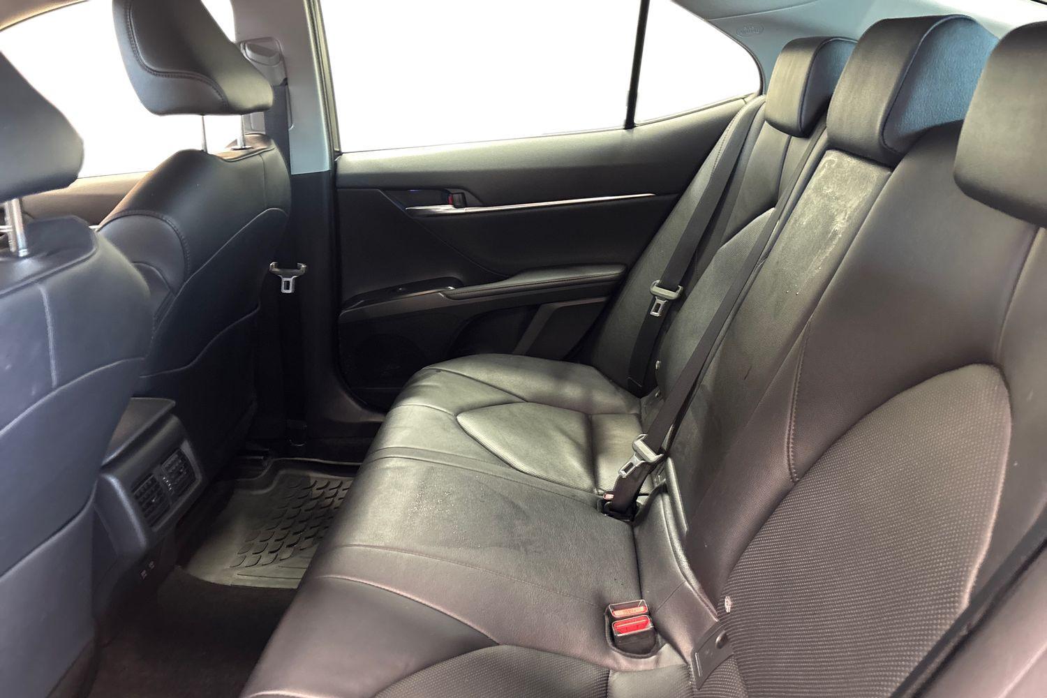 Toyota Camry vaihtoauto