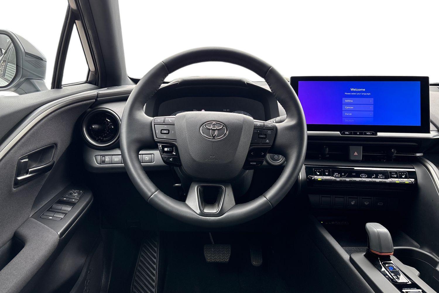 Toyota C-HR vaihtoauto
