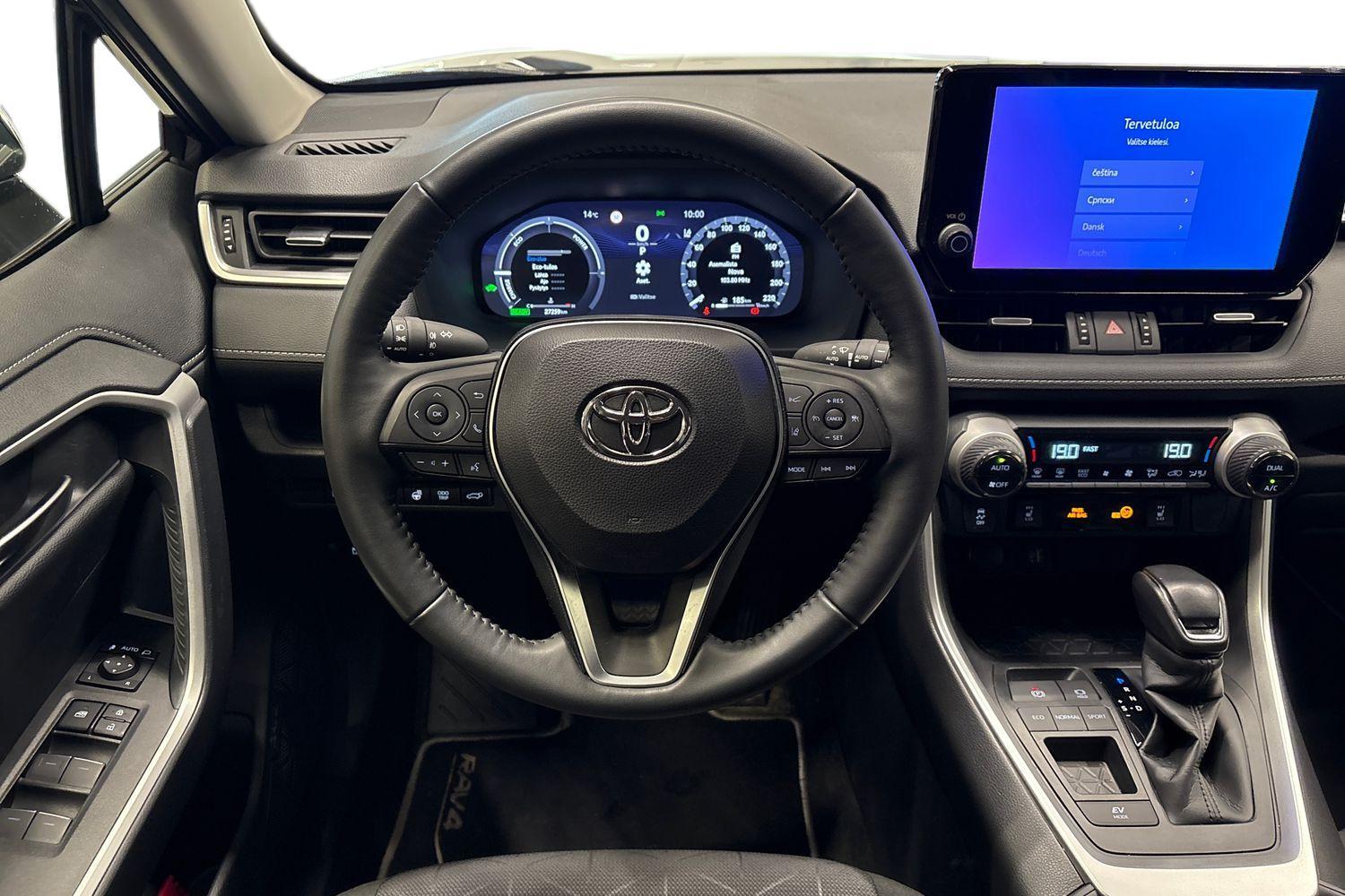 Toyota RAV4 vaihtoauto