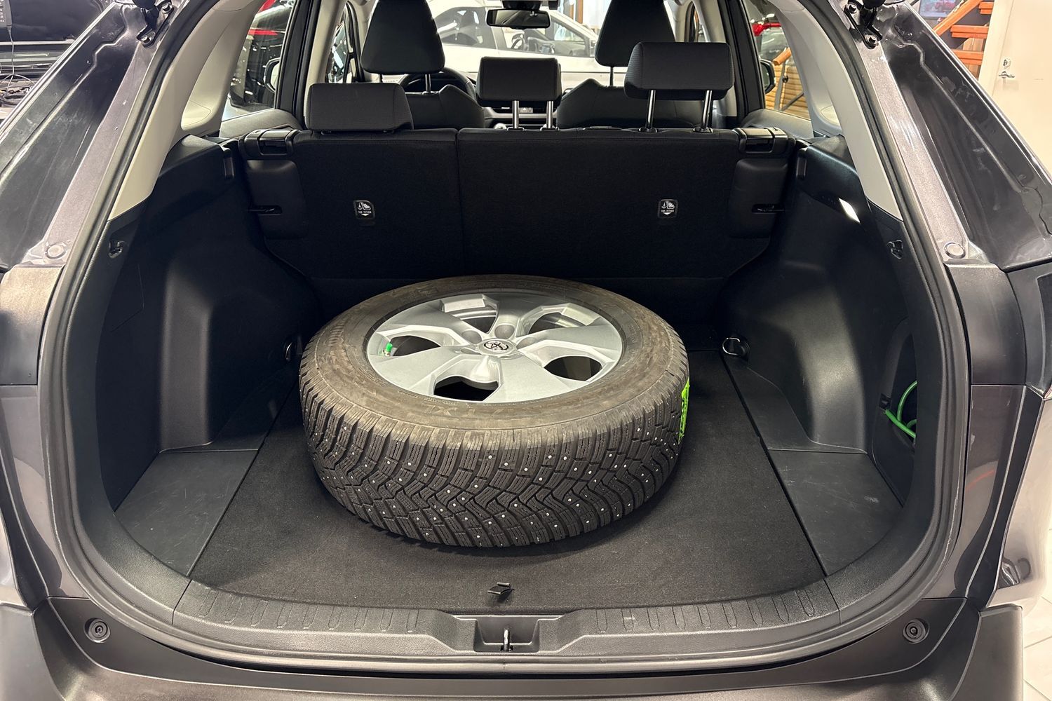 Toyota RAV4 vaihtoauto