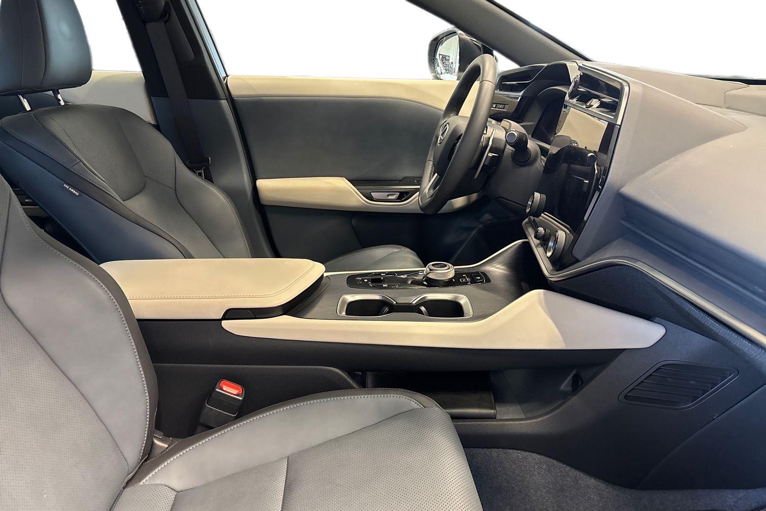 Lexus RZ vaihtoauto