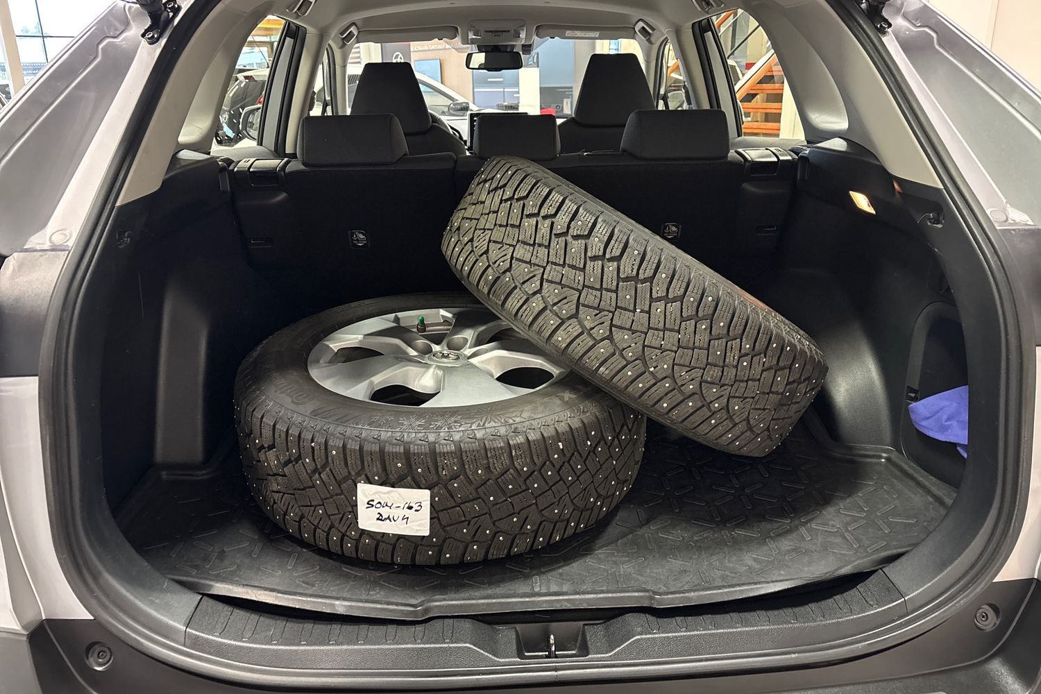 Toyota RAV4 vaihtoauto