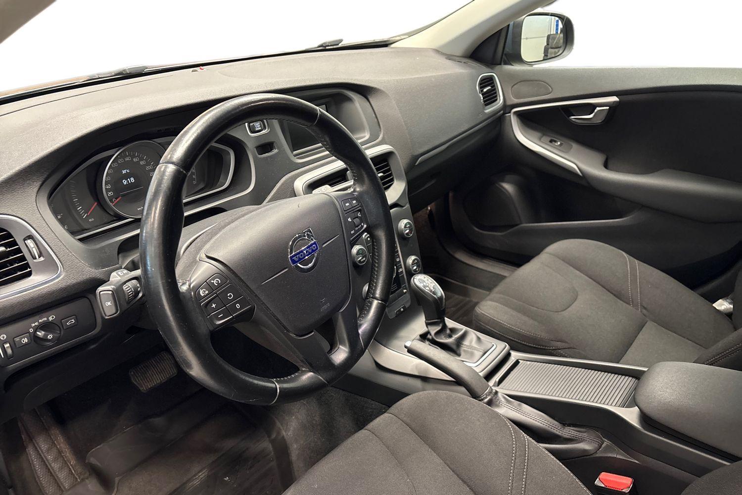 Volvo V40 vaihtoauto
