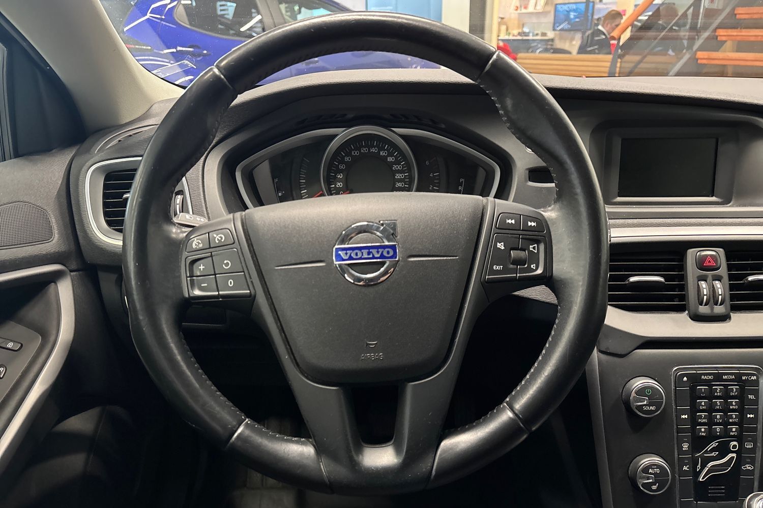 Volvo V40 vaihtoauto