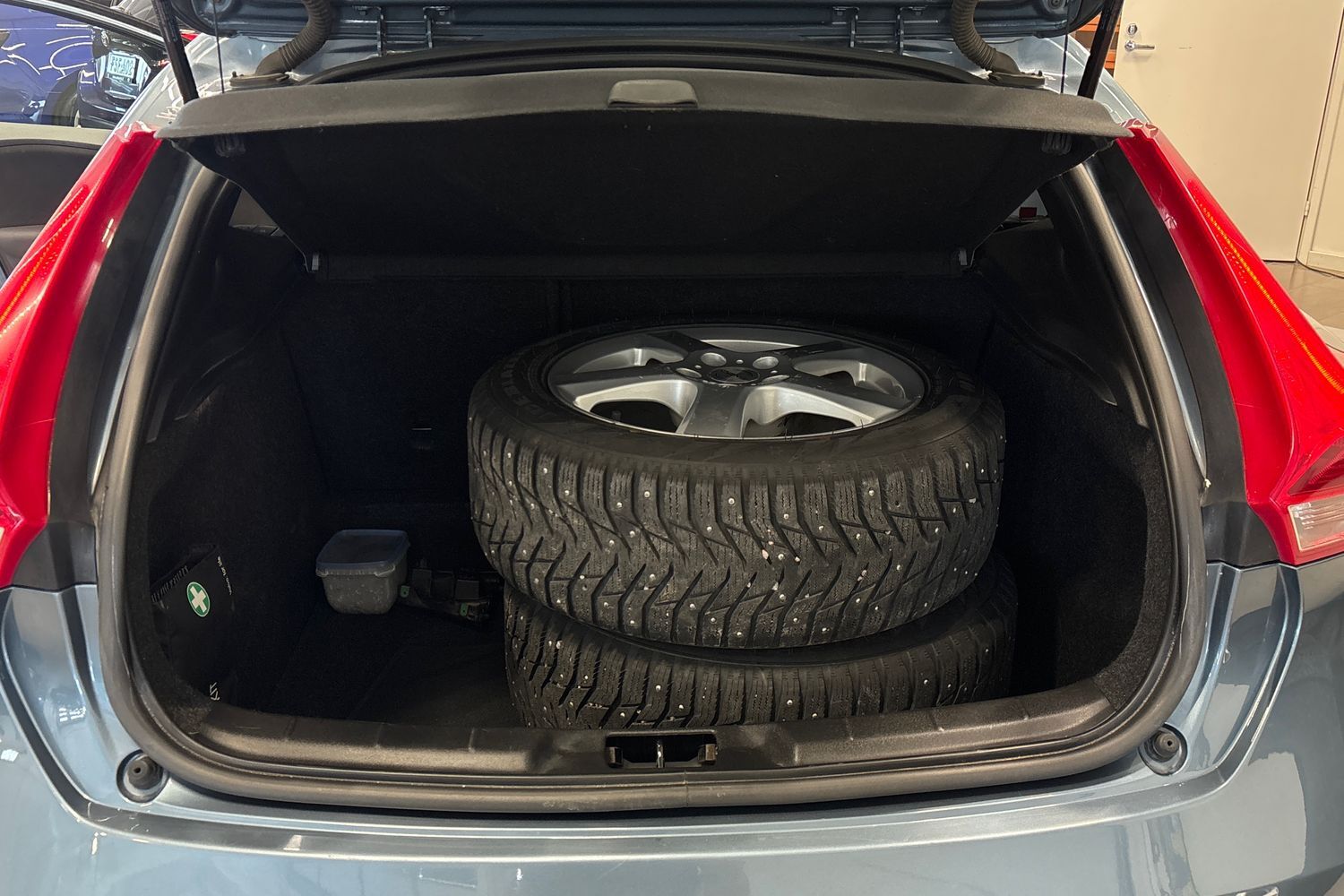 Volvo V40 vaihtoauto