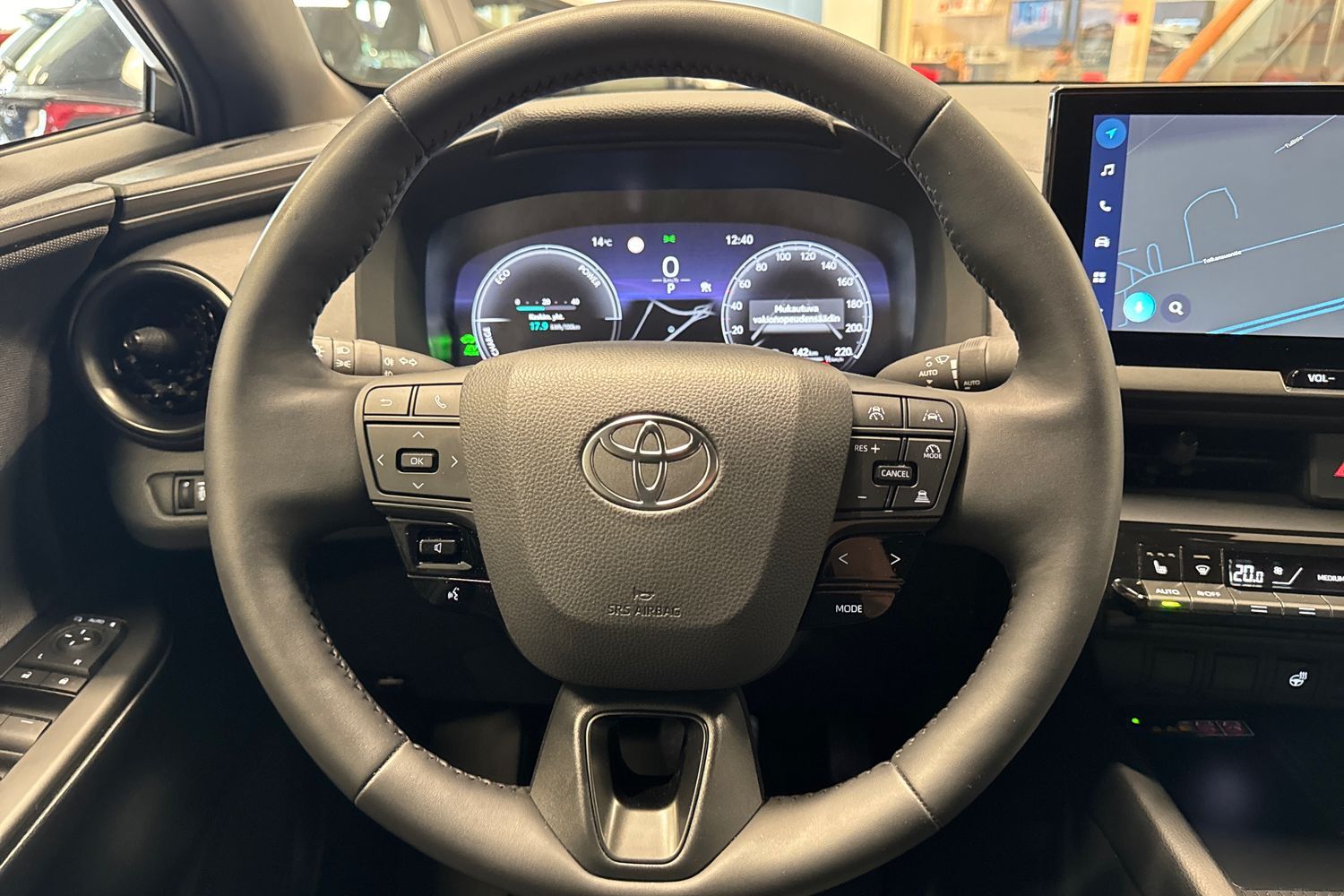 Toyota C-HR vaihtoauto