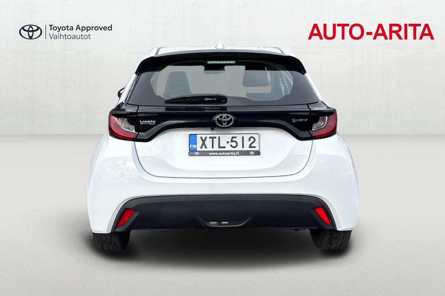 Toyota Yaris vaihtoauto