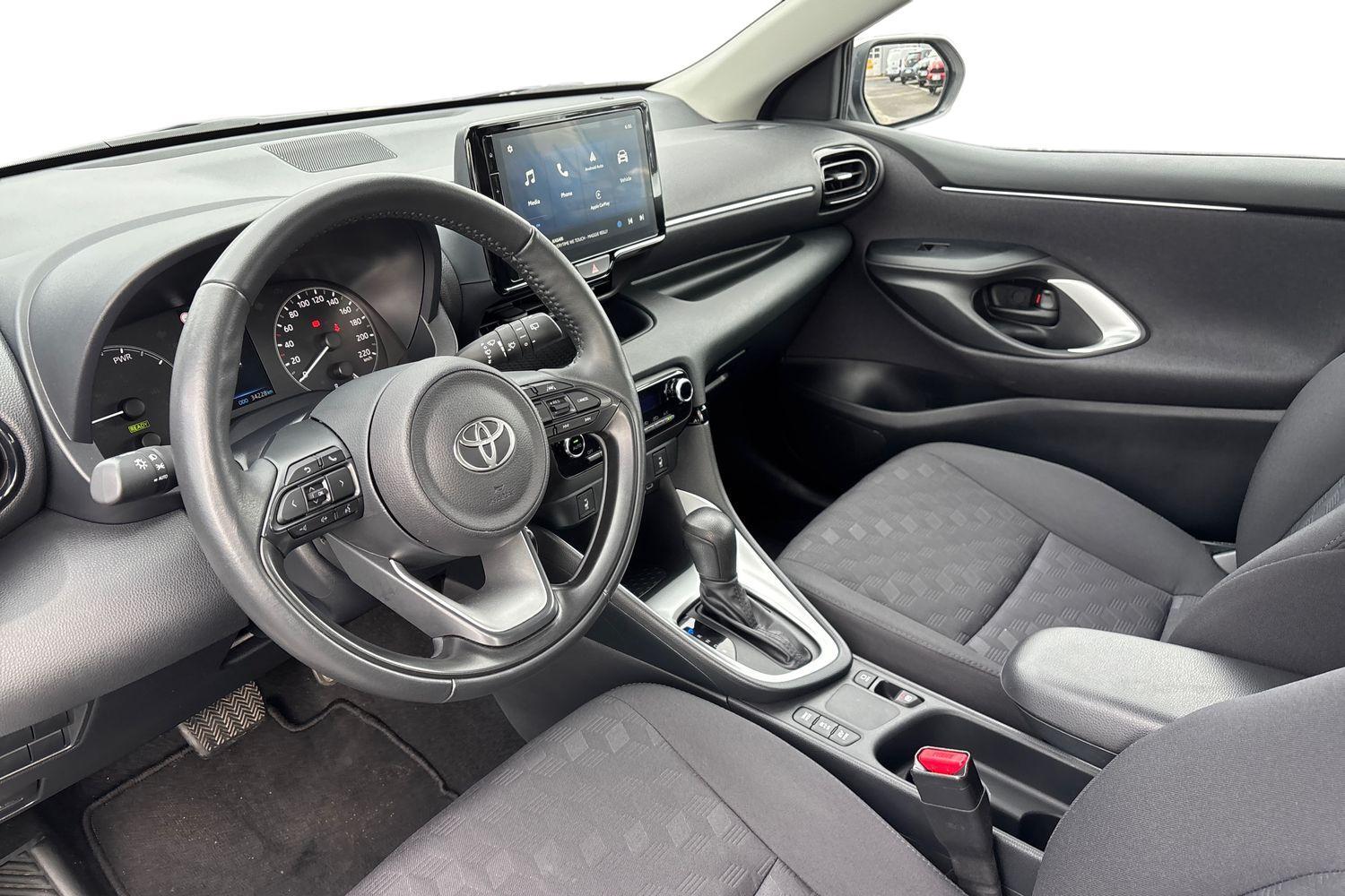 Toyota Yaris vaihtoauto