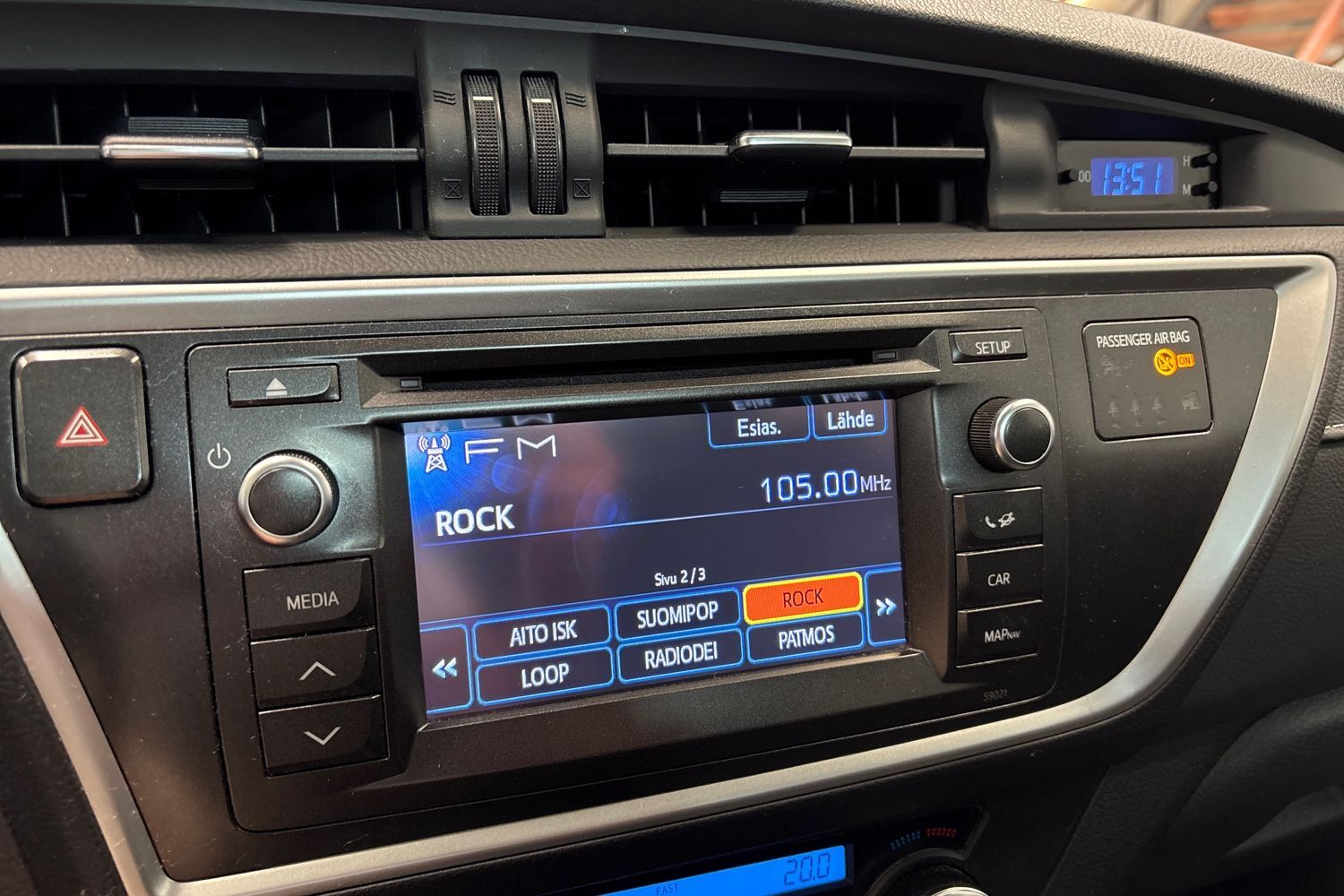 Toyota Auris vaihtoauto