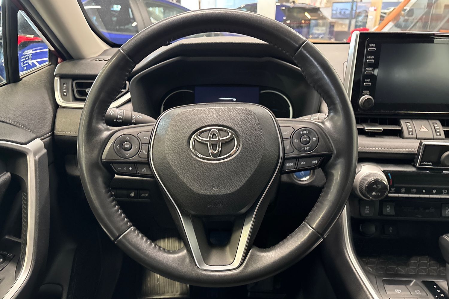 Toyota RAV4 vaihtoauto