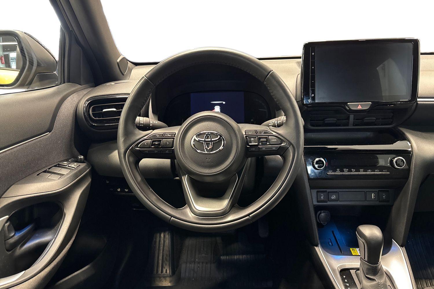Toyota Yaris Cross vaihtoauto