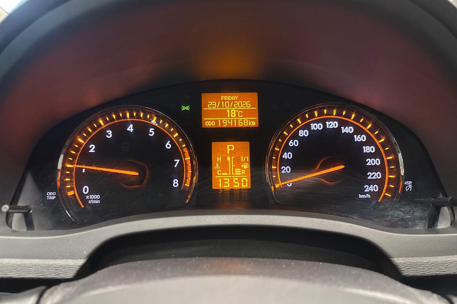 Toyota Avensis vaihtoauto