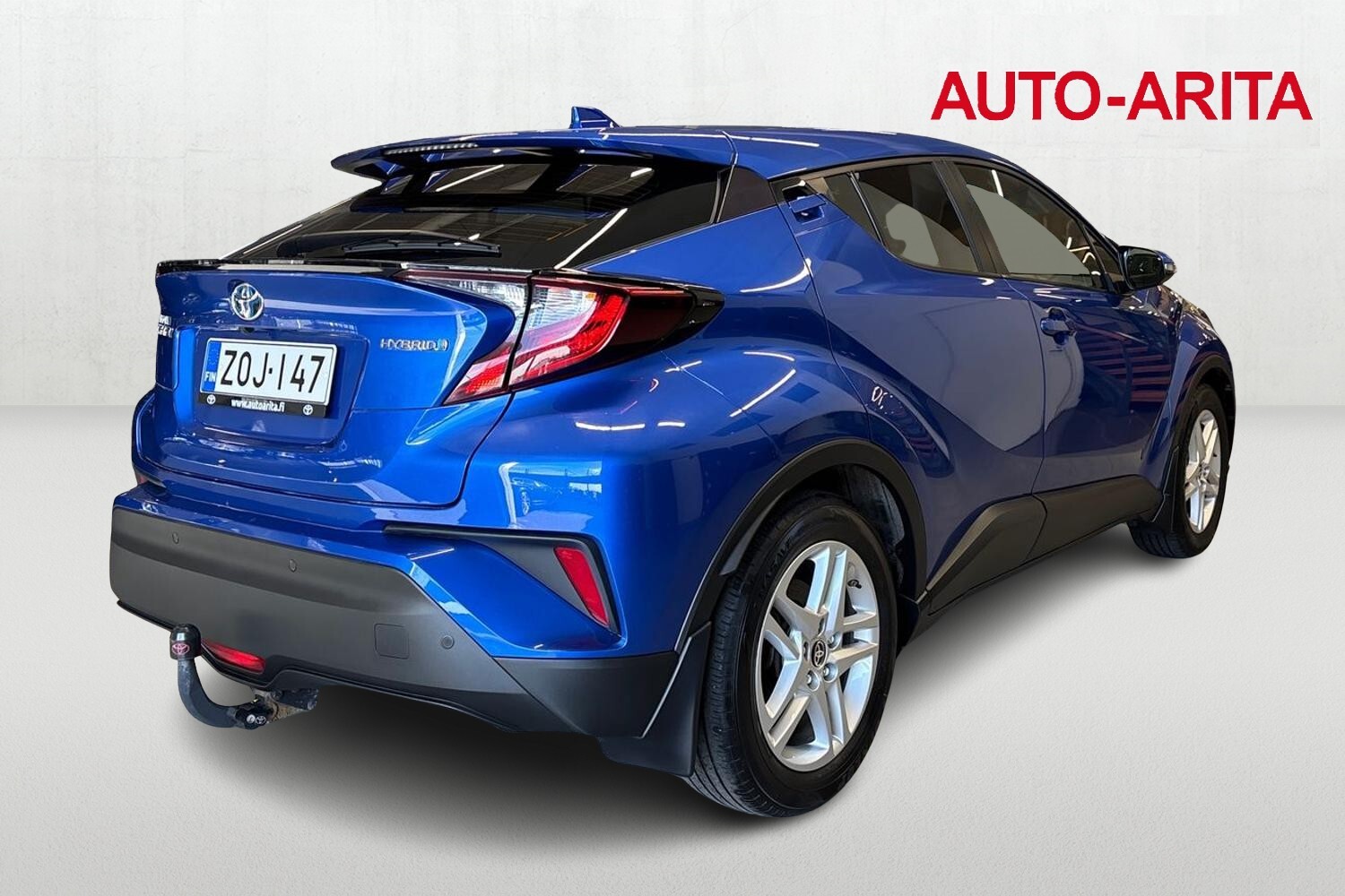 Toyota C-HR vaihtoauto