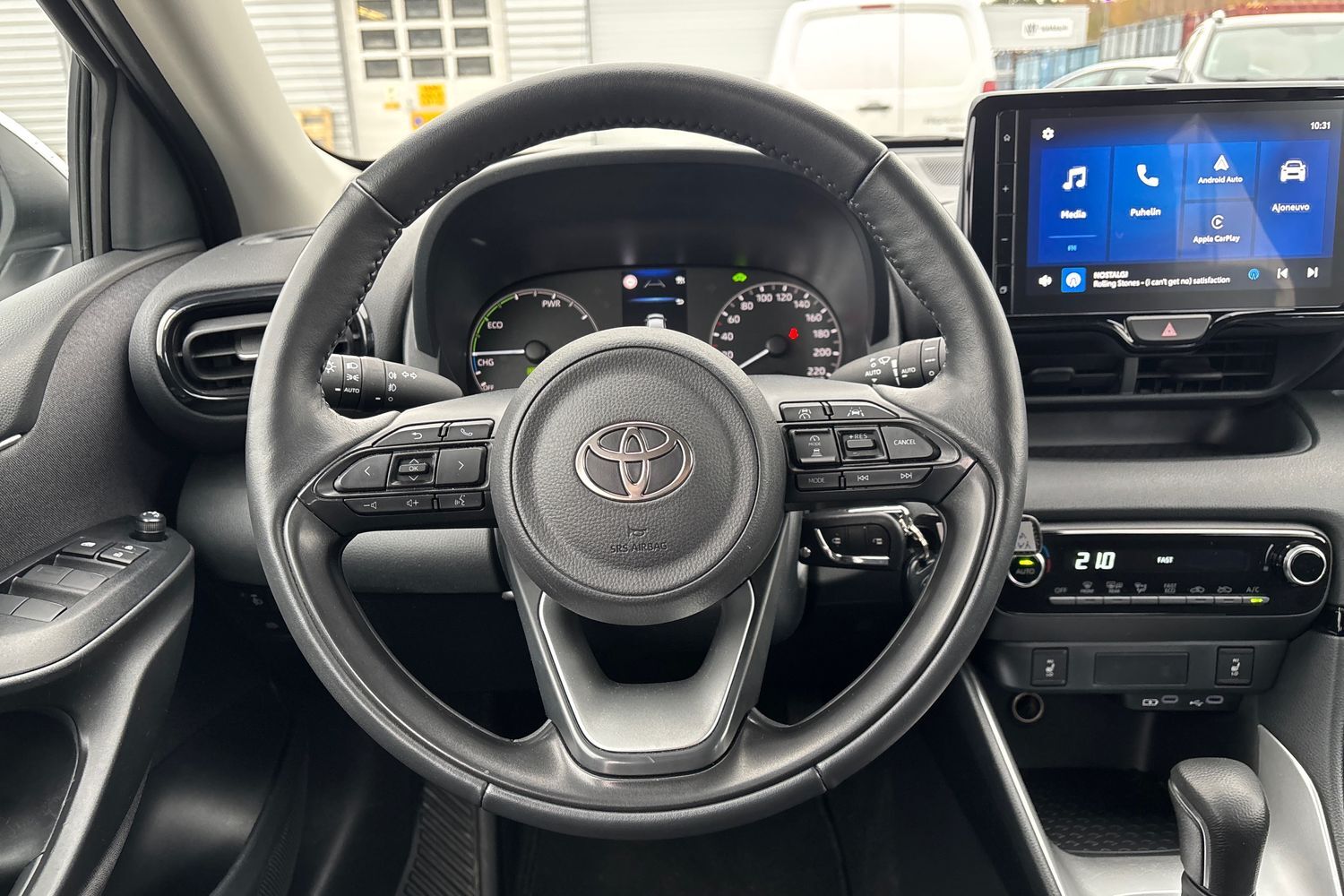Toyota Yaris vaihtoauto