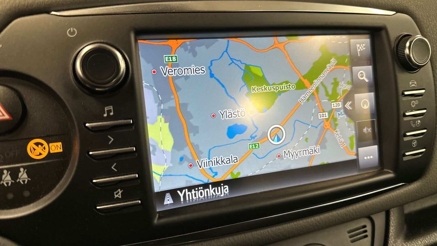 Toyota Yaris vaihtoauto