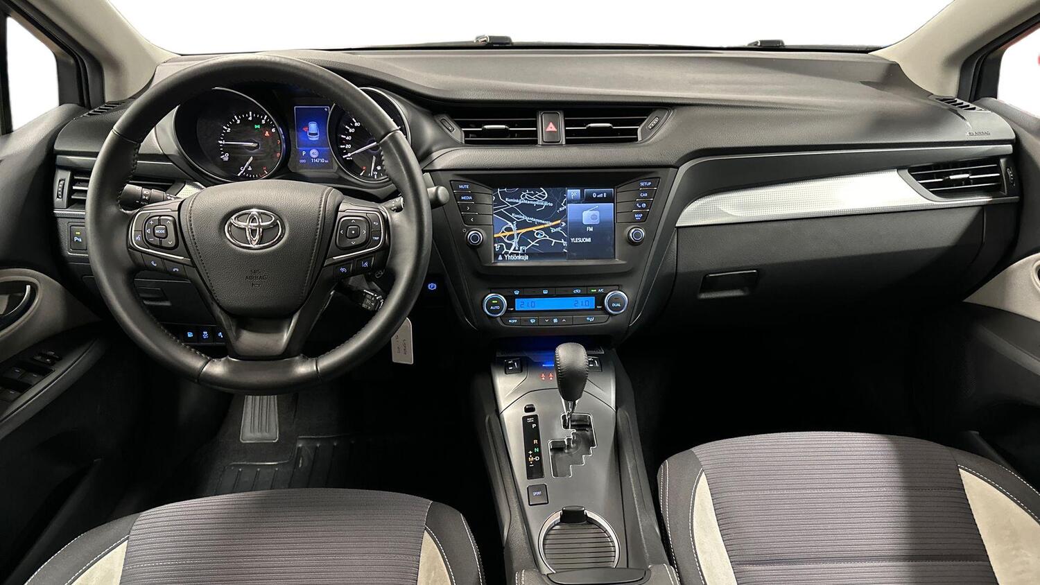 Toyota Avensis vaihtoauto