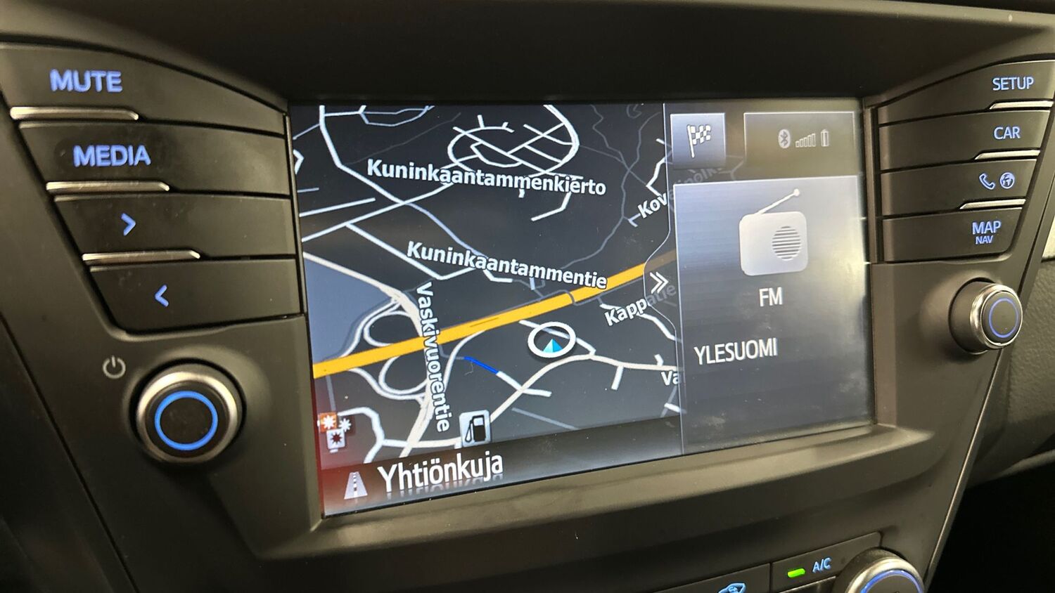 Toyota Avensis vaihtoauto