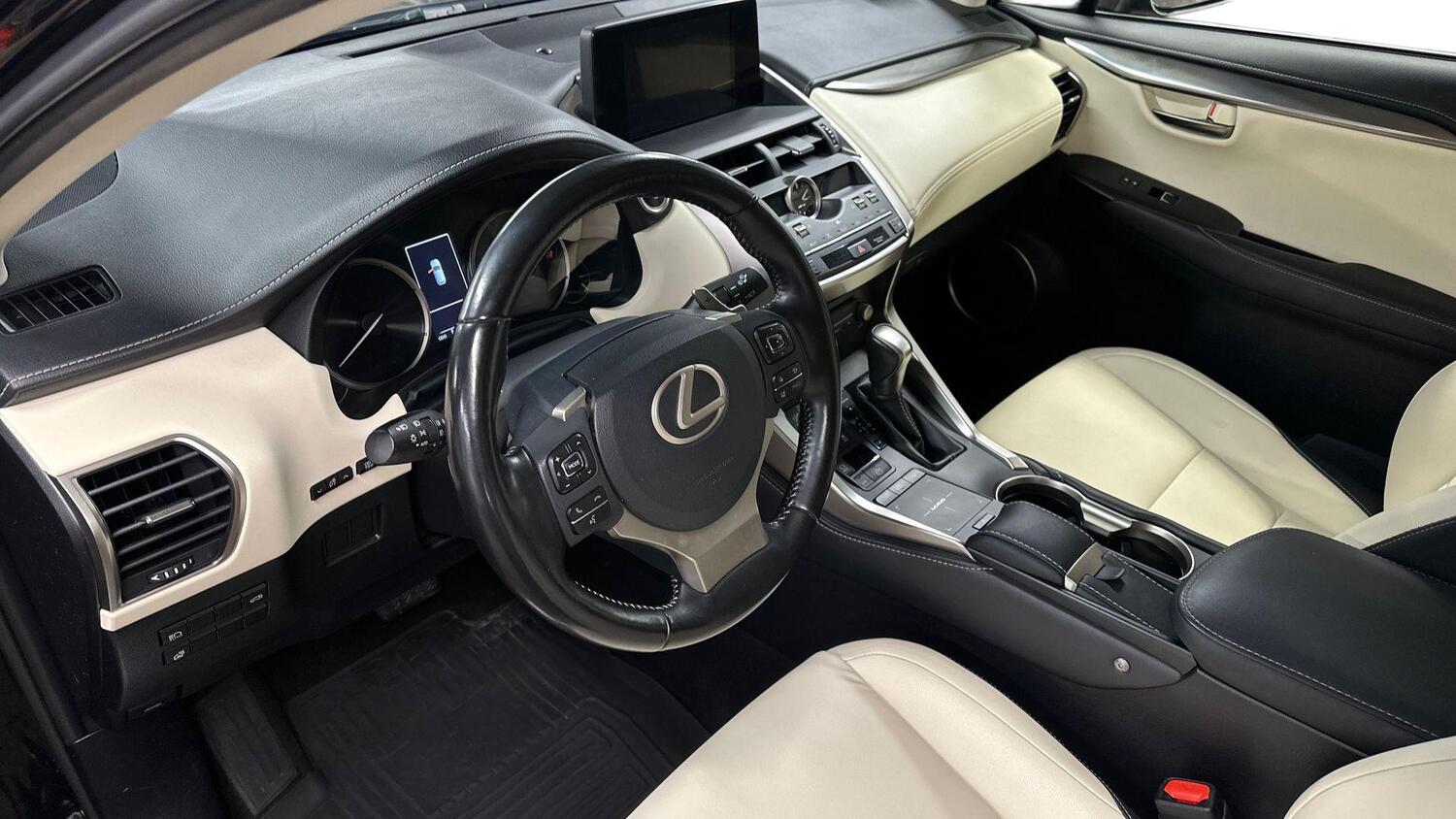Lexus NX vaihtoauto