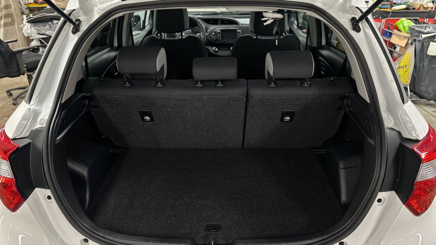 Toyota Yaris vaihtoauto