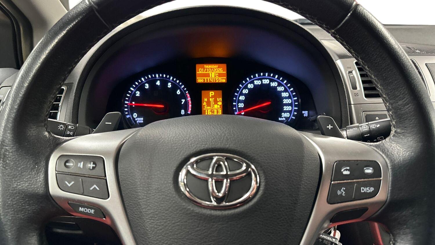 Toyota Avensis vaihtoauto
