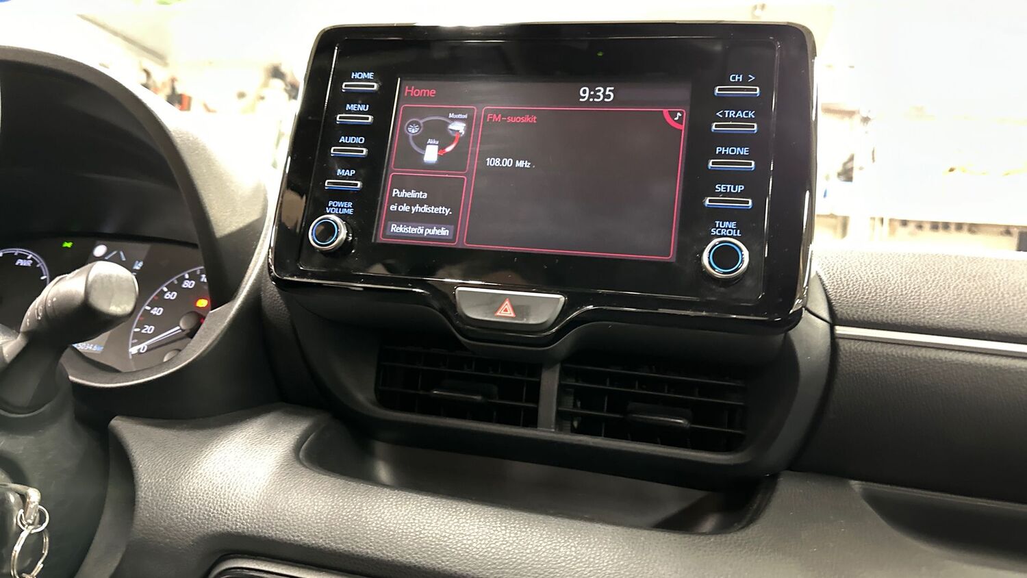 Toyota Yaris vaihtoauto