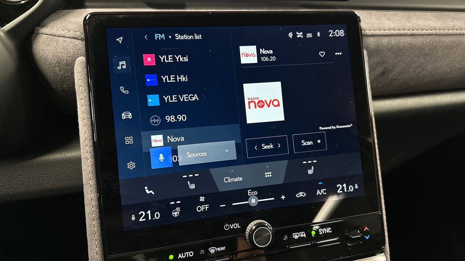 Lexus LBX vaihtoauto