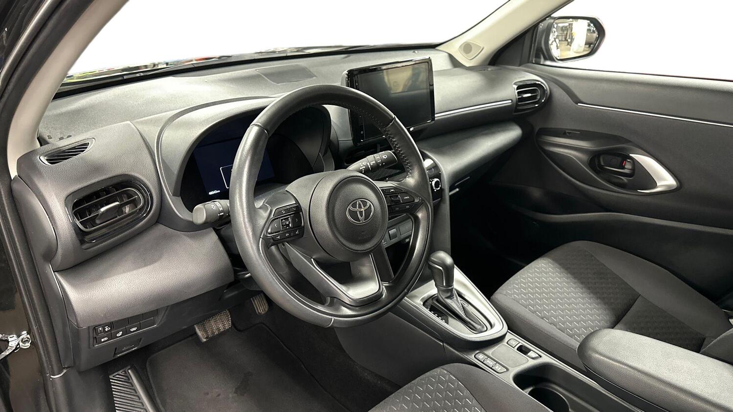 Toyota Yaris Cross vaihtoauto