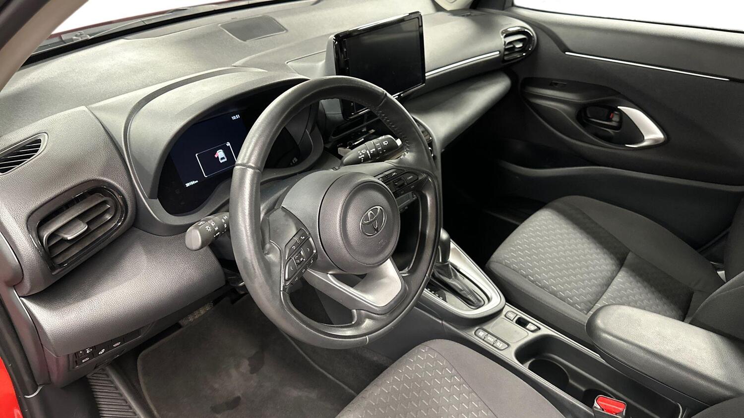 Toyota Yaris Cross vaihtoauto