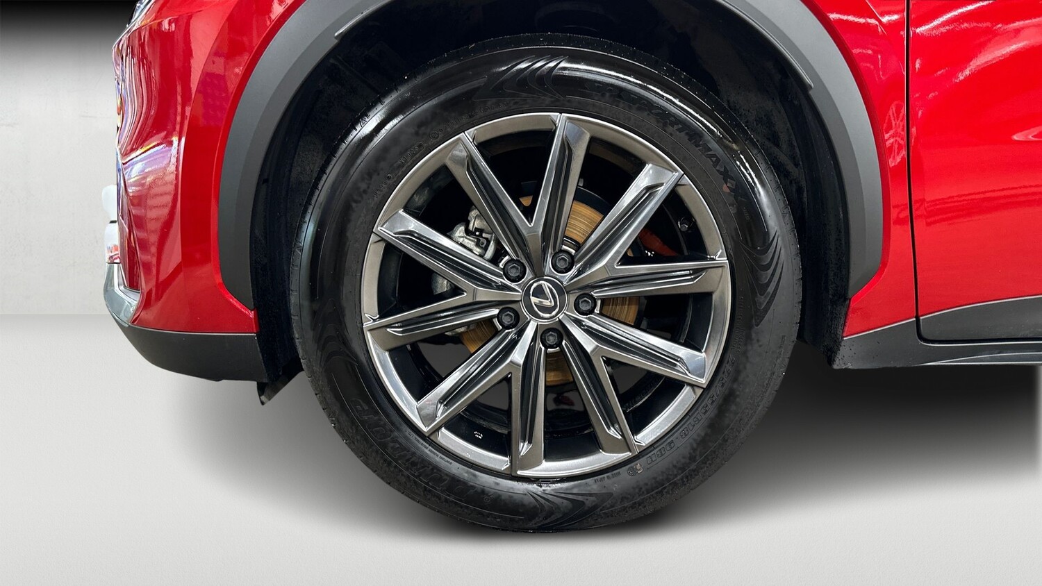 Lexus LBX vaihtoauto