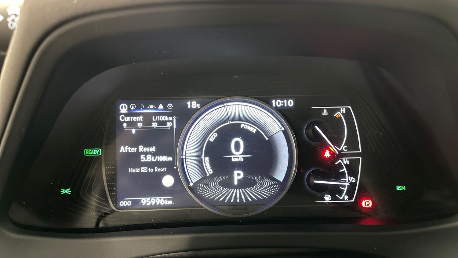 Lexus UX vaihtoauto
