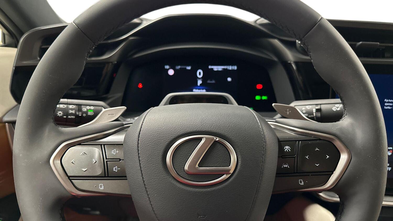 Lexus RZ vaihtoauto