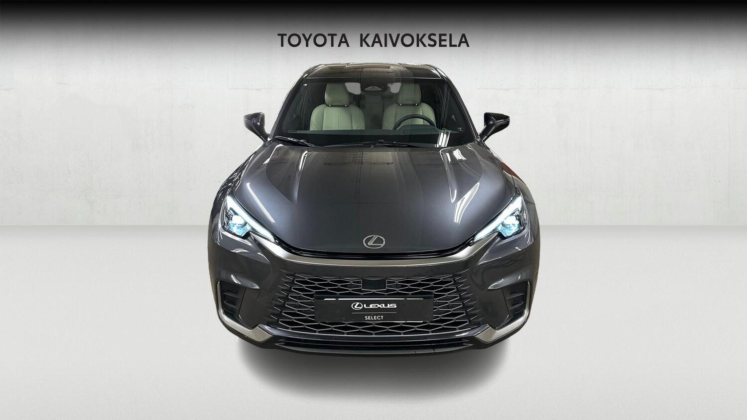 Lexus LBX vaihtoauto