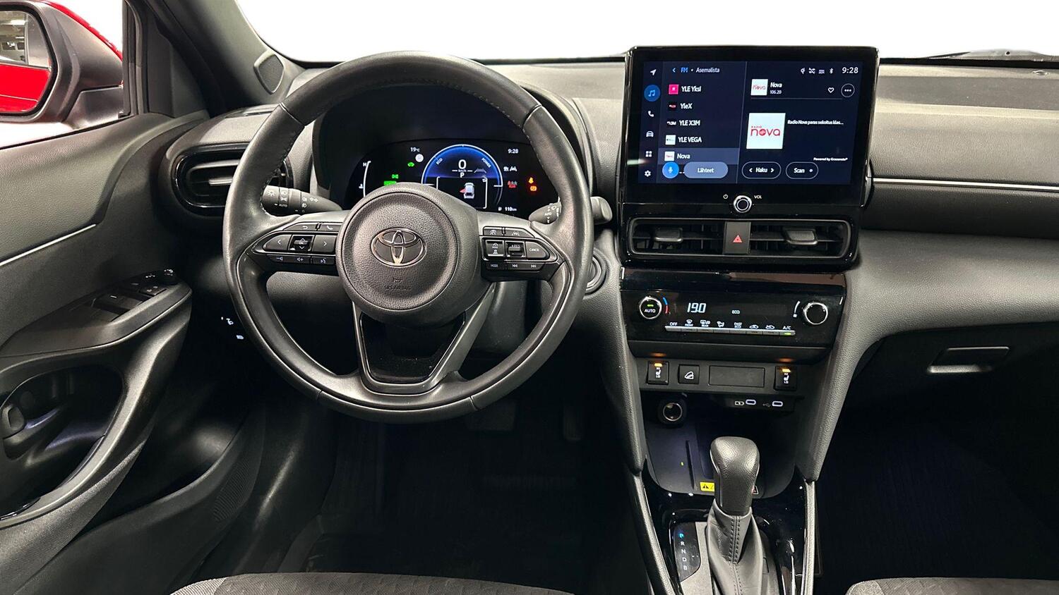 Toyota Yaris Cross vaihtoauto