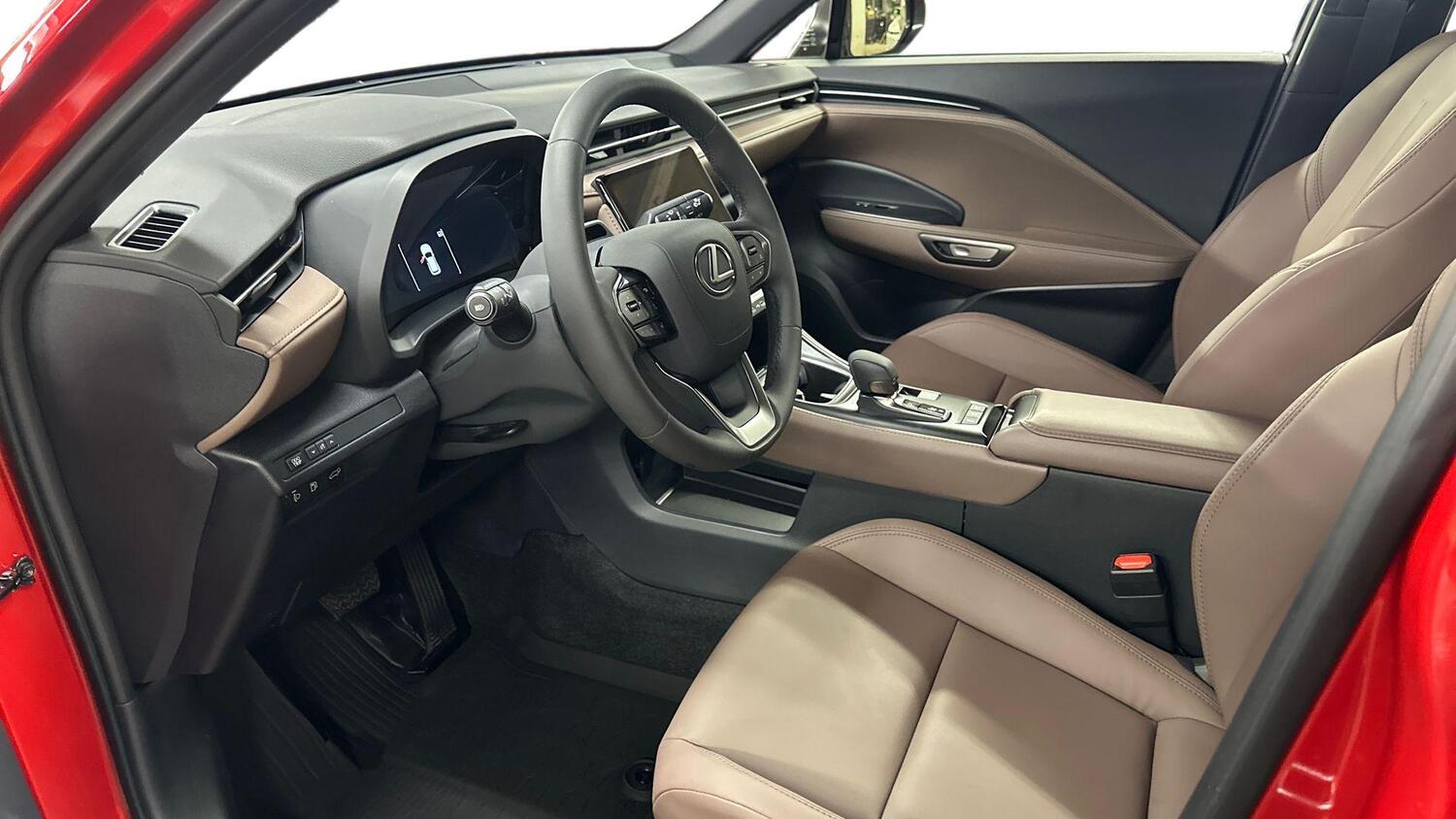 Lexus LBX vaihtoauto