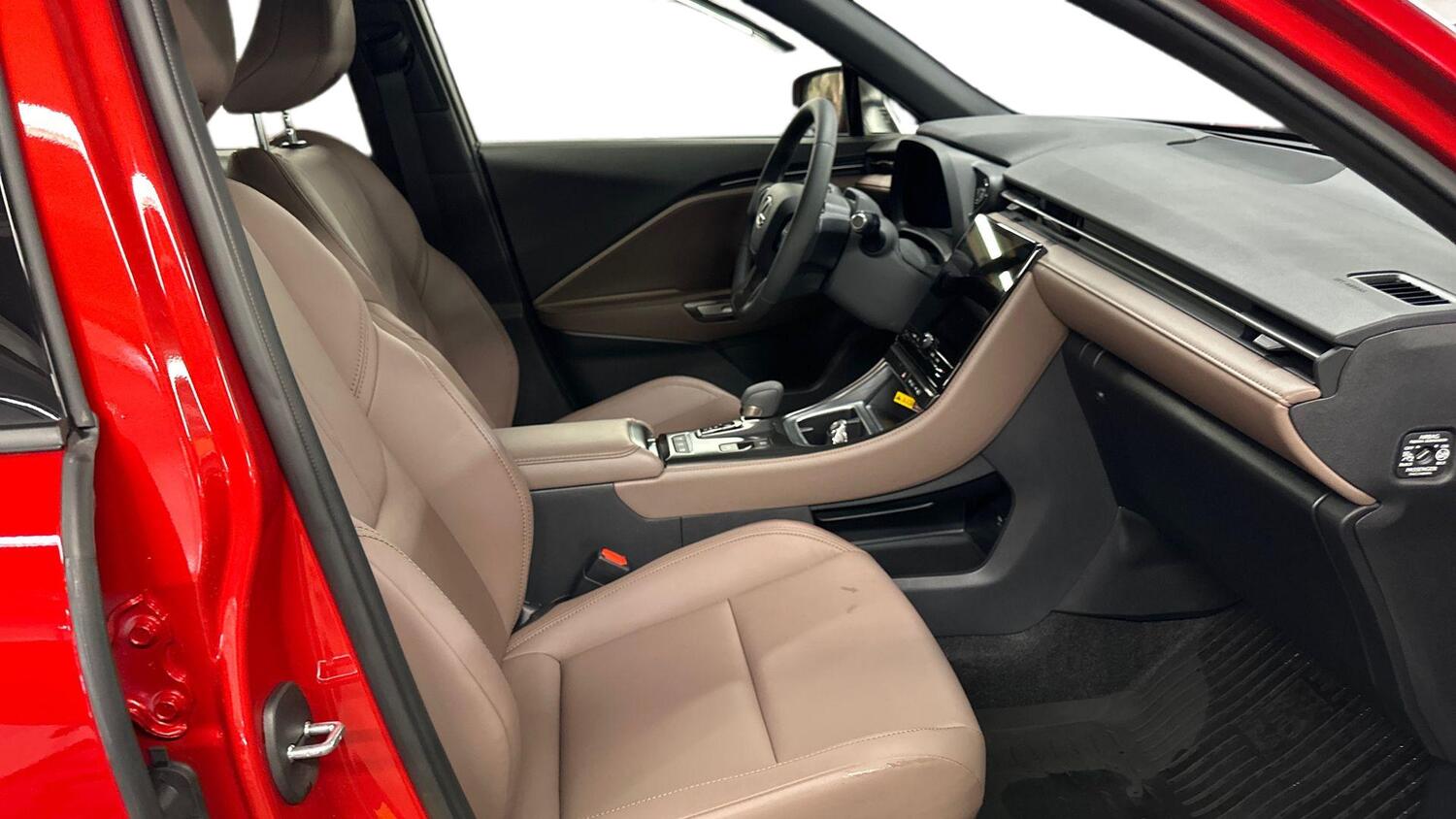 Lexus LBX vaihtoauto