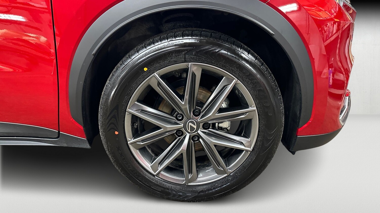 Lexus LBX vaihtoauto
