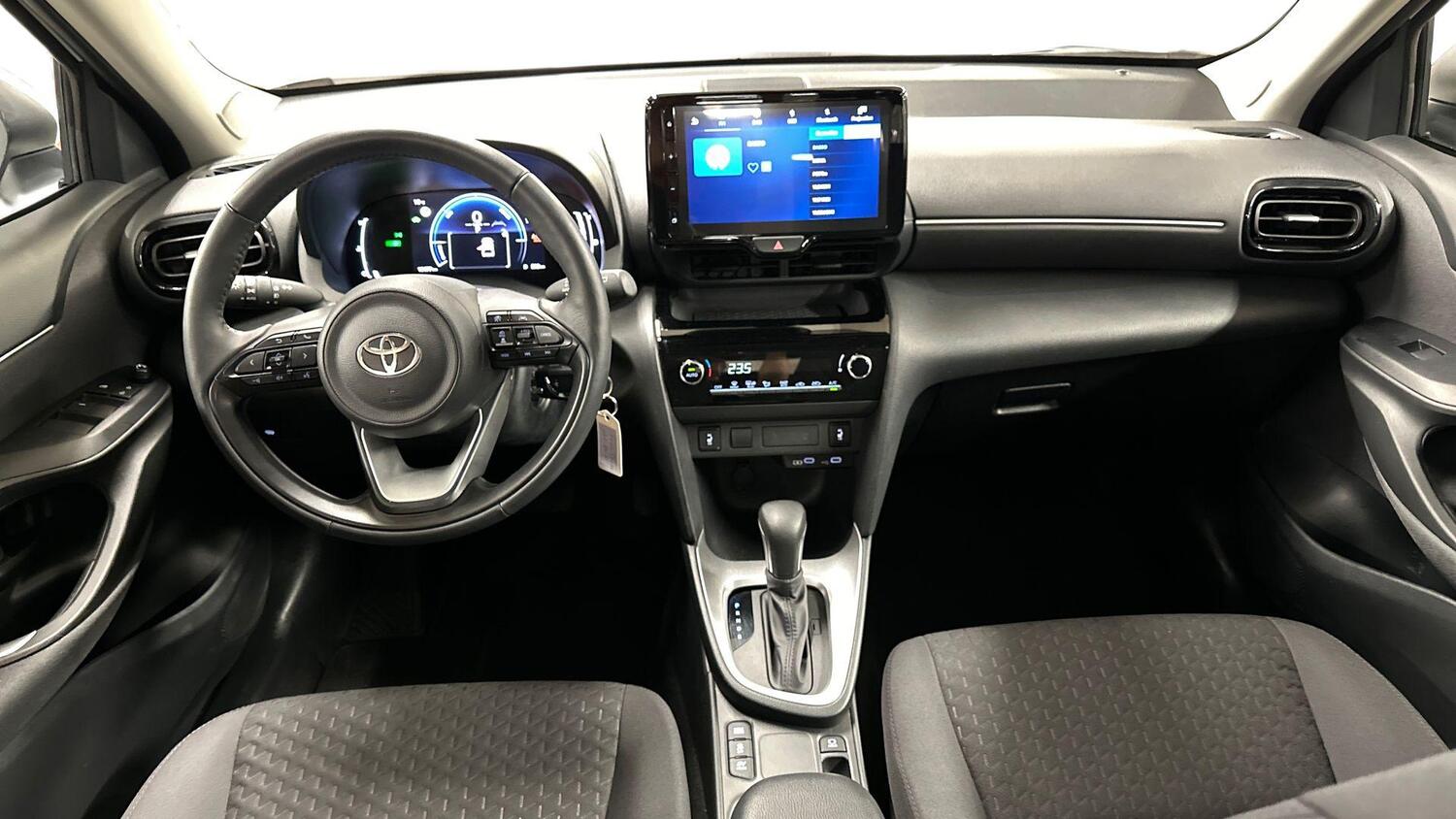 Toyota Yaris Cross vaihtoauto